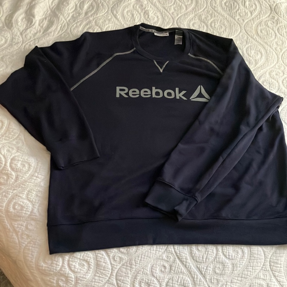Reebok light sweatshirt